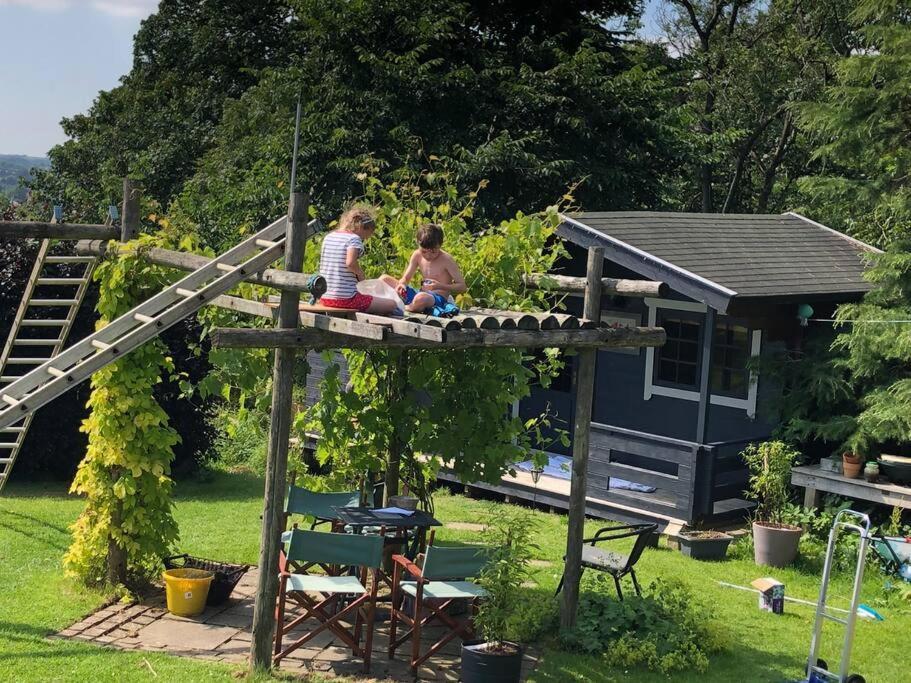 Unique Tiny House Near 3 Peaks - The Zedshed Lägenhet Bentham Exteriör bild